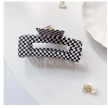 Load image into Gallery viewer, Hair Claw - BLACK CHECK
